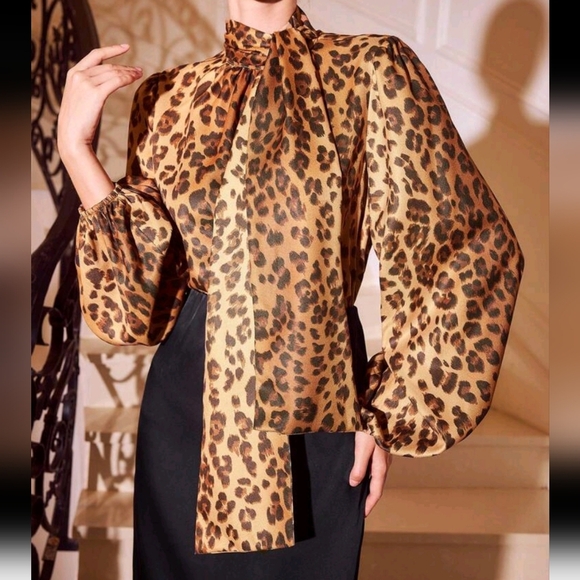 Retro Elegant Women Leopard Print Gathered Mock Neck Long Lantern Sleeve - Picture 1 of 5